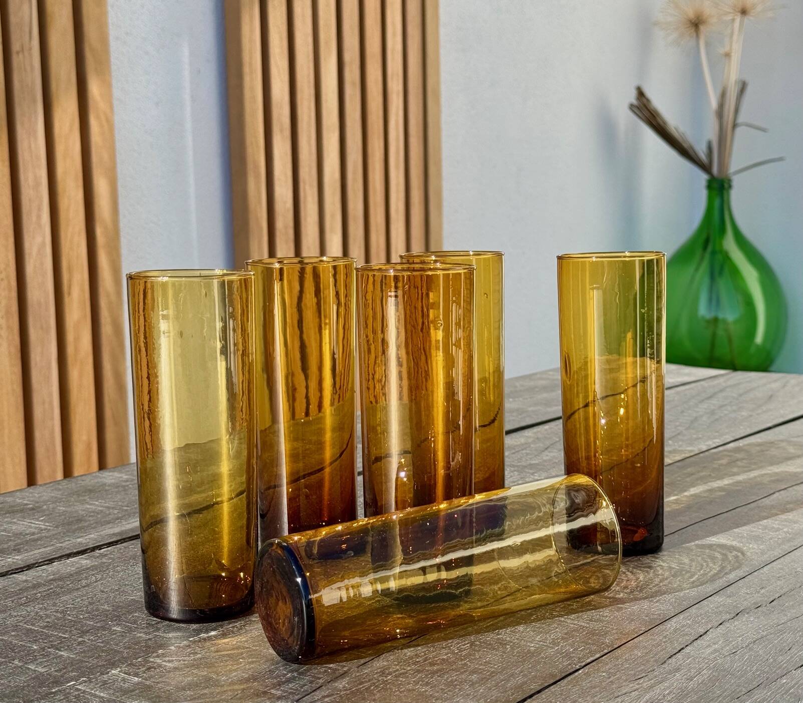 6 amber glasses