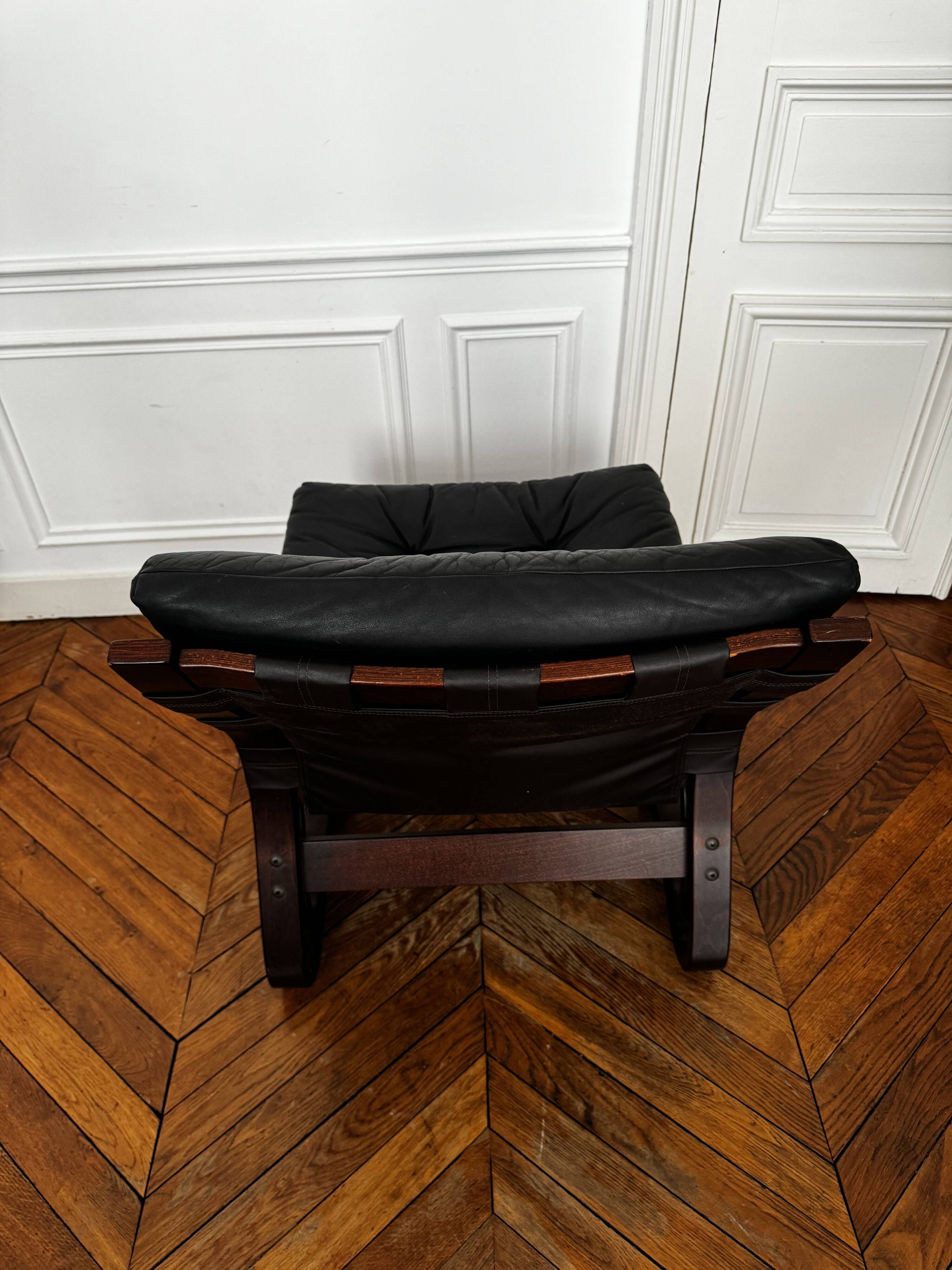 Kengu leather armchair by Elsa & Nordahl Solheim for Rybo Rykken