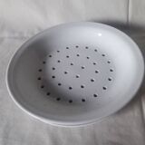 White porcelain drainer and dish