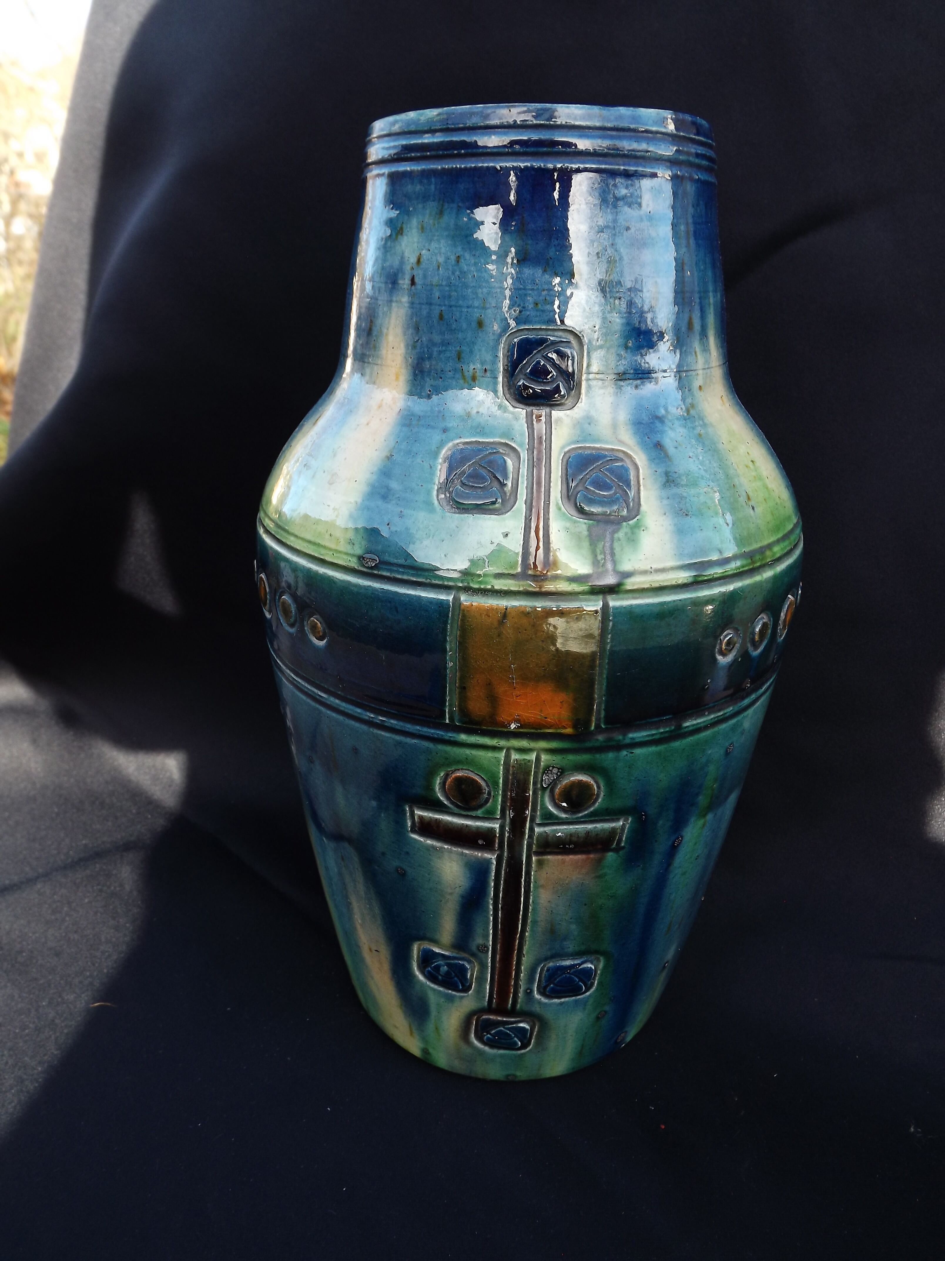 Art deco vase