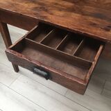 Farm table