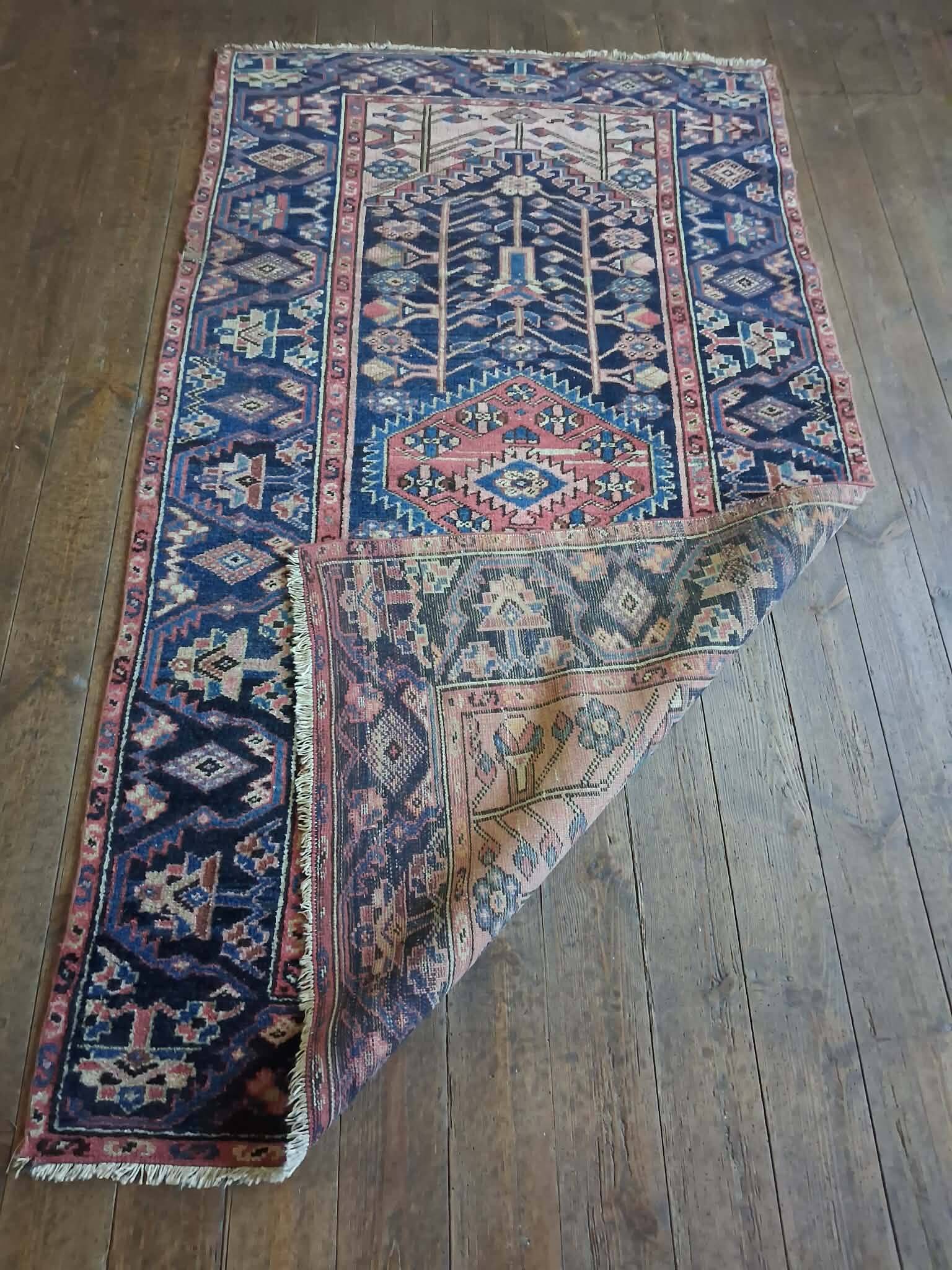 Handmade Persian Hamadan rug 195x107cm