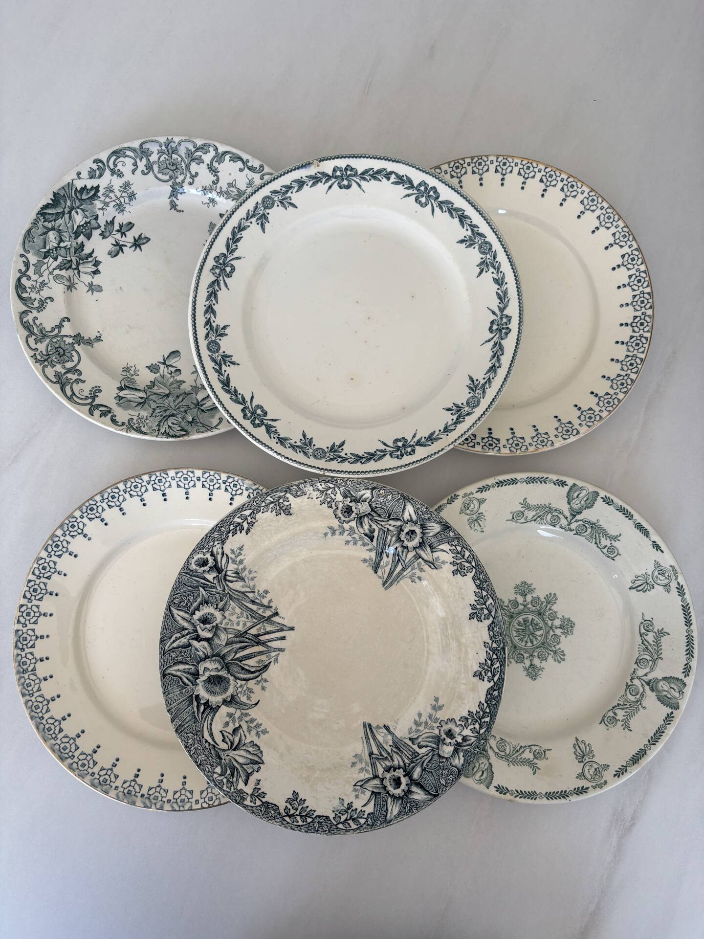Lot of 6 blue-green ironstone dessert plates, French faience.