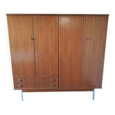 Vintage Scandinavian wardrobe from the 60s – warm wood & clean lines