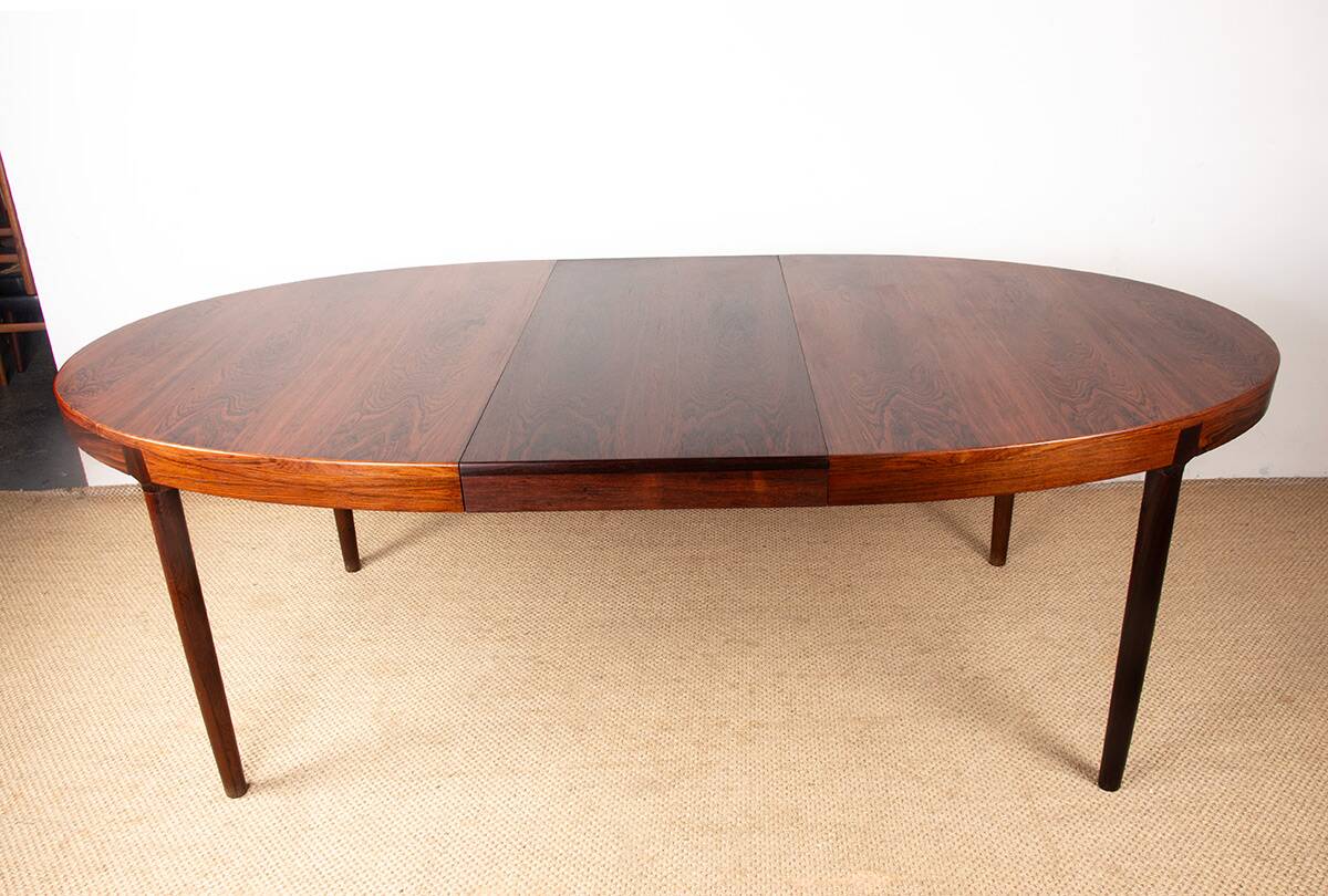 Table de repas, ovale, extensible, Danoise, Palissandre, Harry Ostergaard.