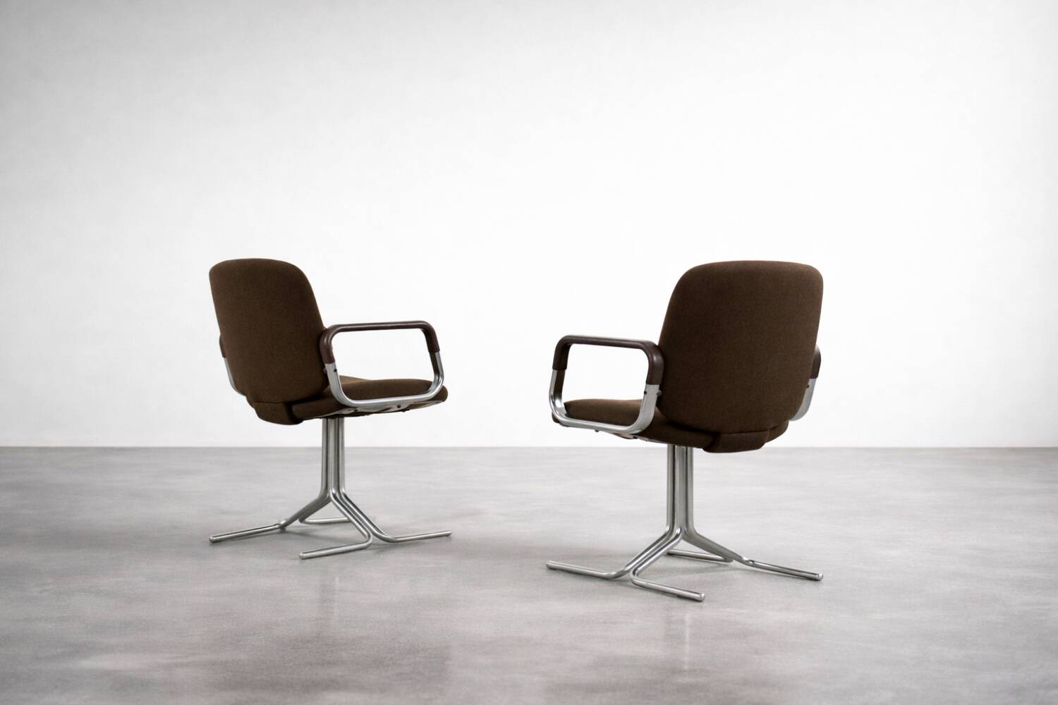 Pair of Vintage Mid-Century German Modern Fabric and Aluminium Chairs Mauser