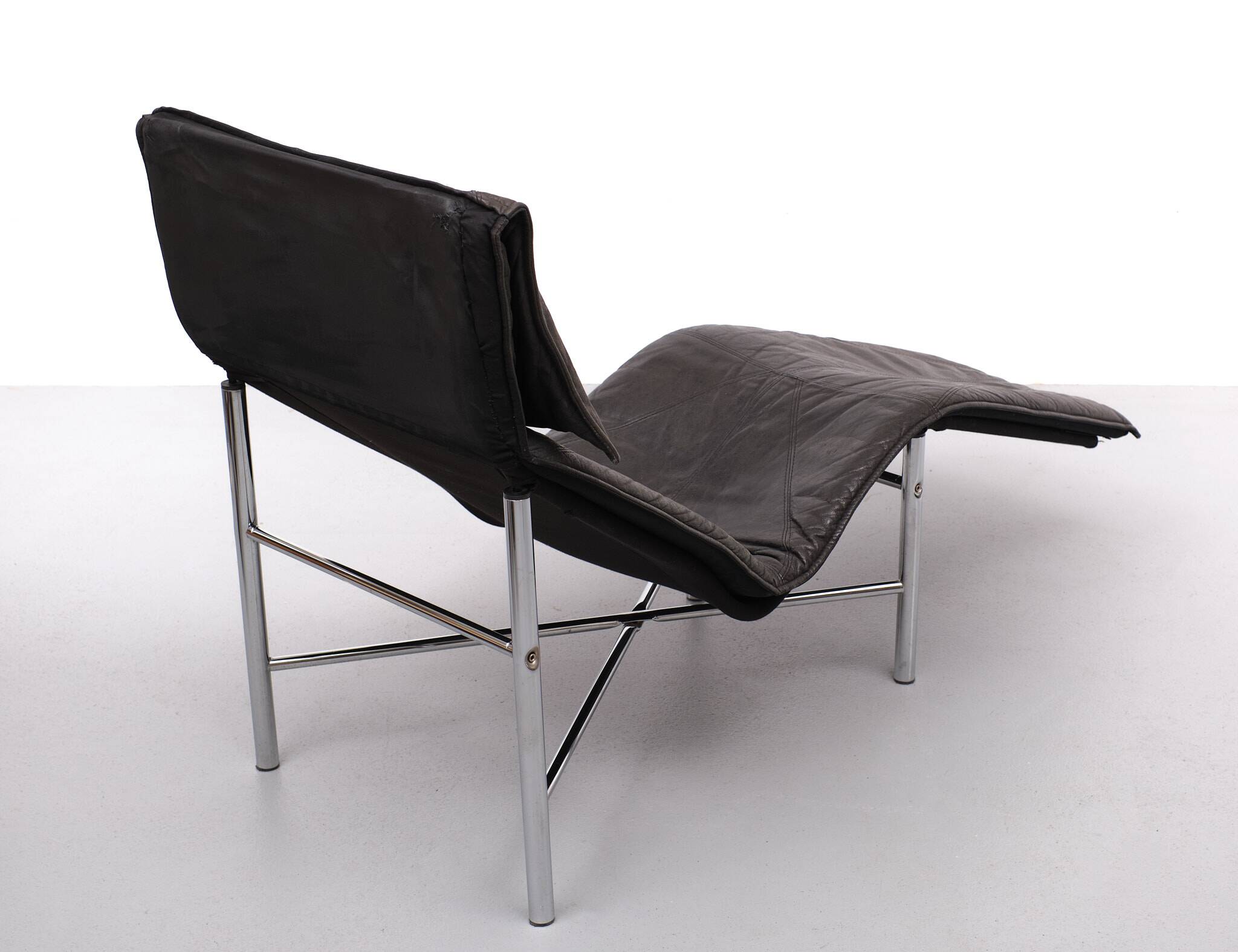 Leather chaises lougues by Tord Björklund for Ikea, 1980s