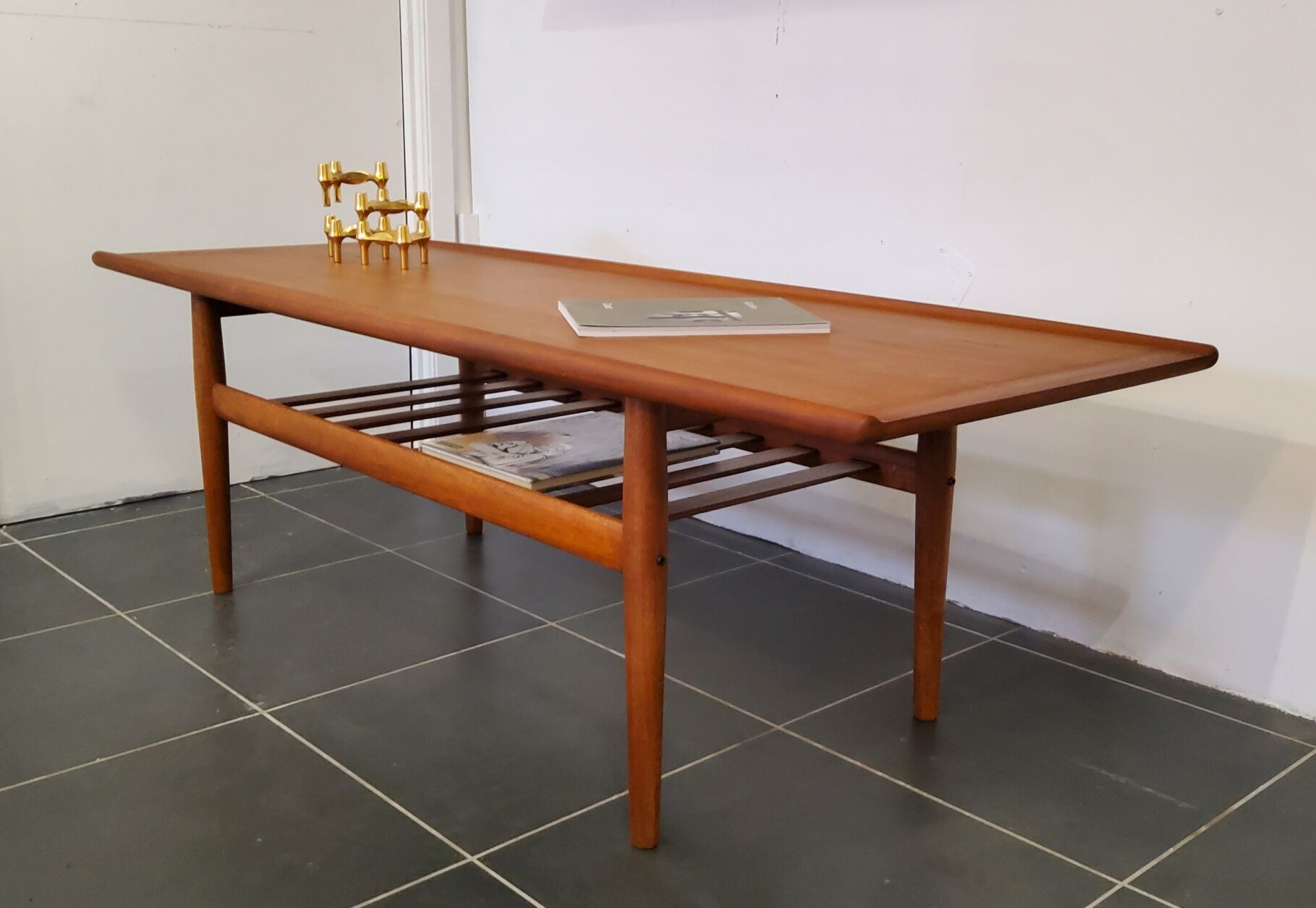 Grete Jalk design coffee table for Glostrup Mobelfabrik Denmark