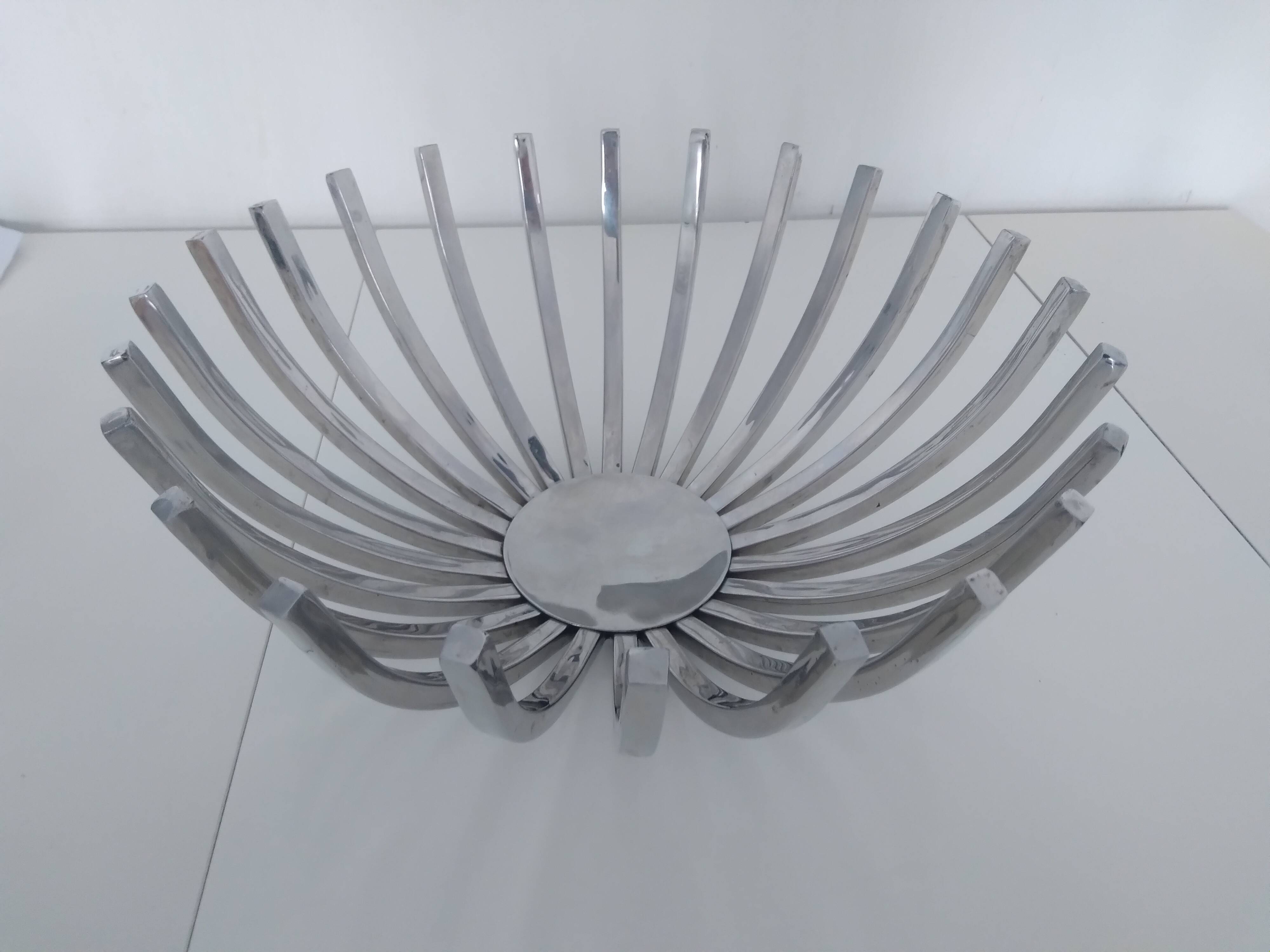 Stainless steel chrome cup