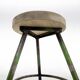 Tabouret trépied industriel vintage en acier et bois, 1950