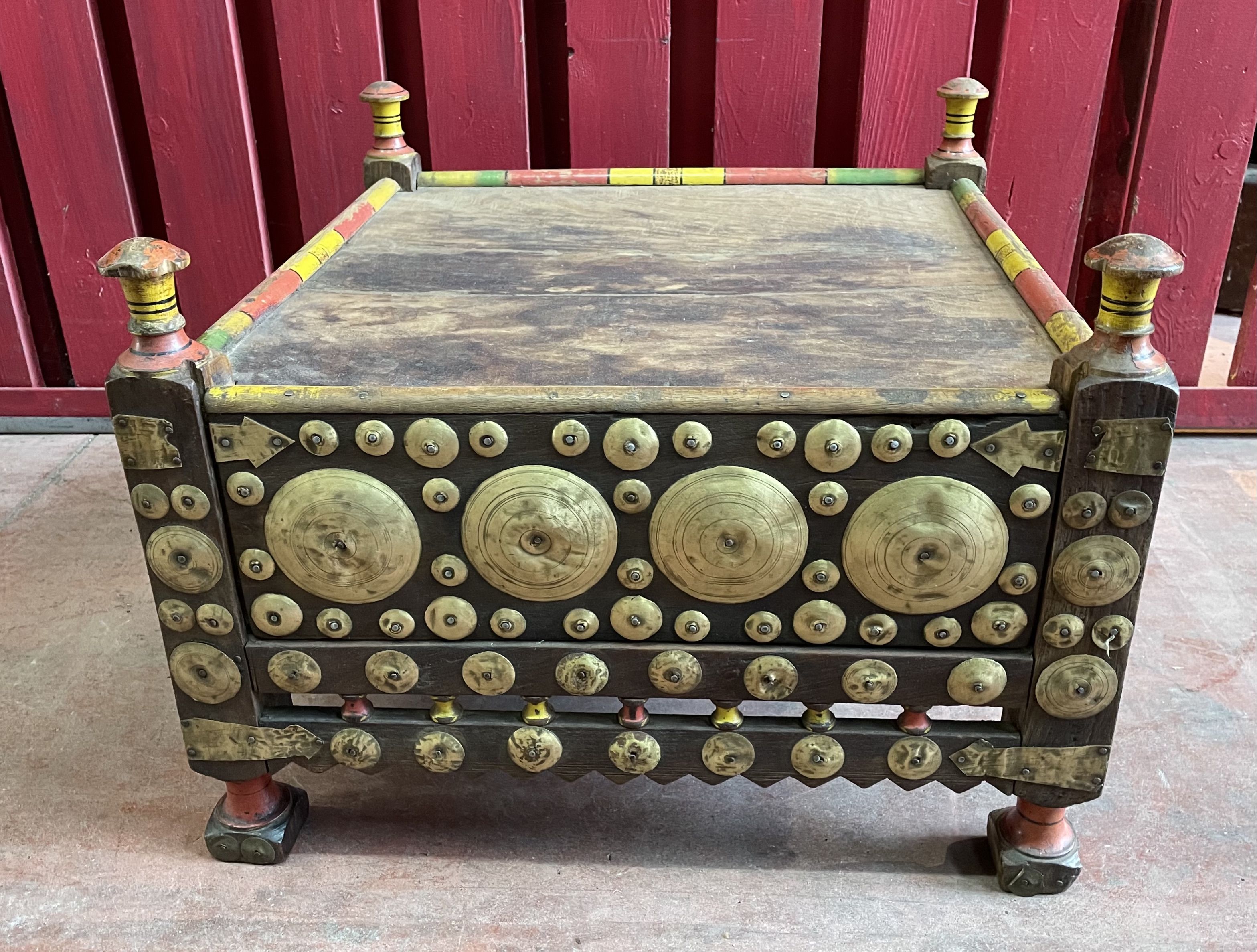 Pakistan, Punjab region. Old small tea table with traditional décor