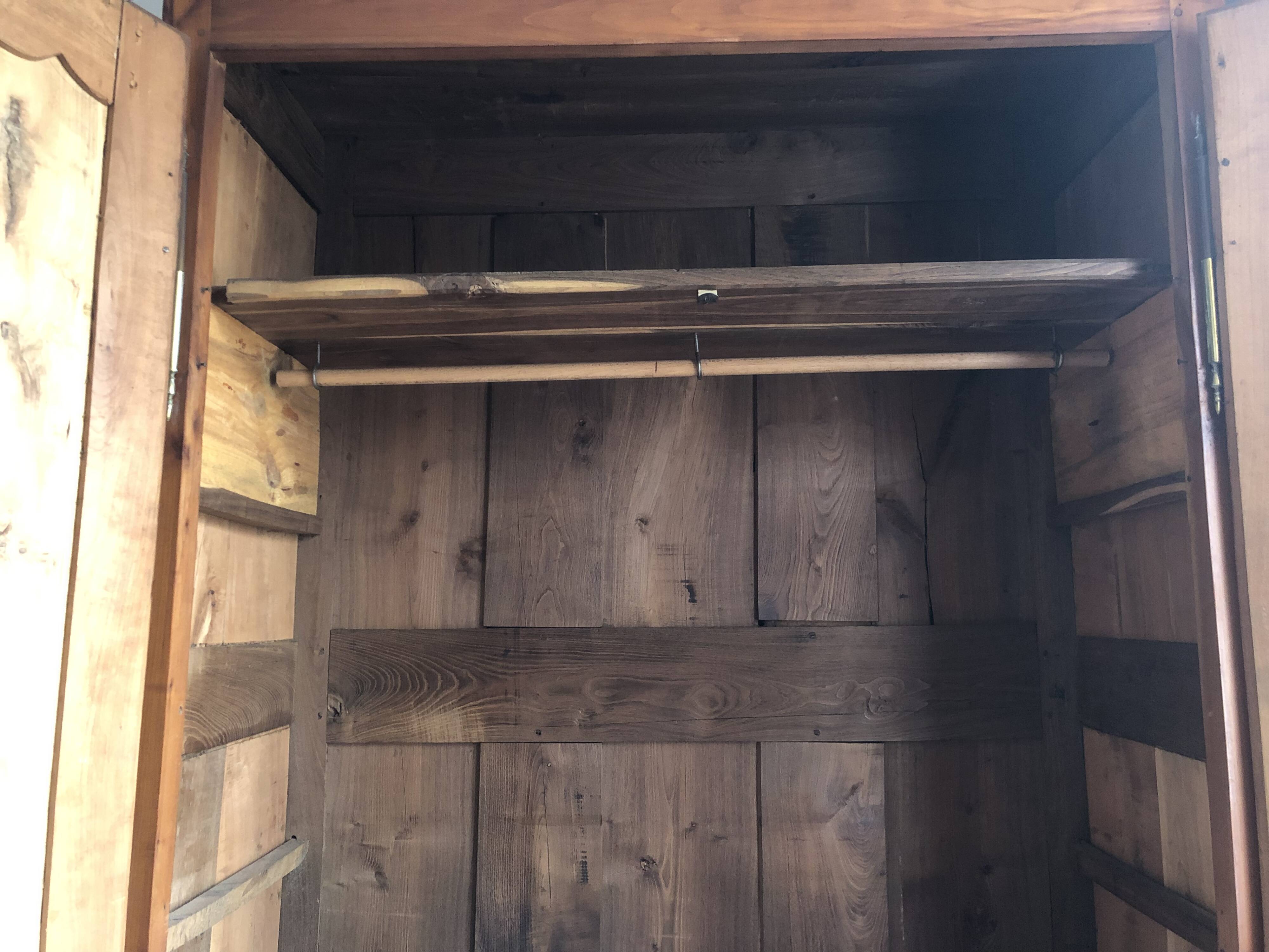 Armoire bretonne normande ancienne