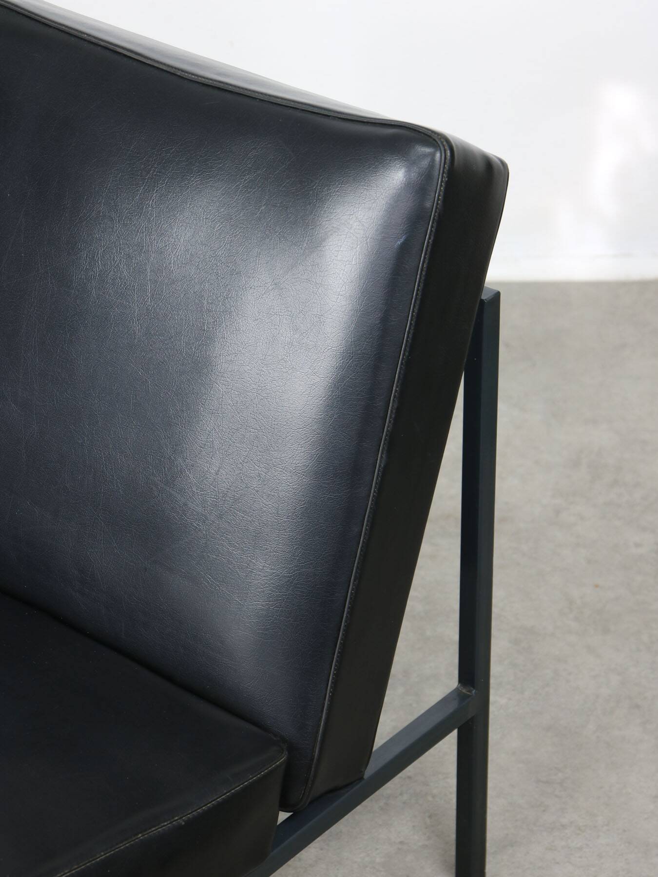 Fauteuil lounge vintage noir de Stol Kamnik, 1960s