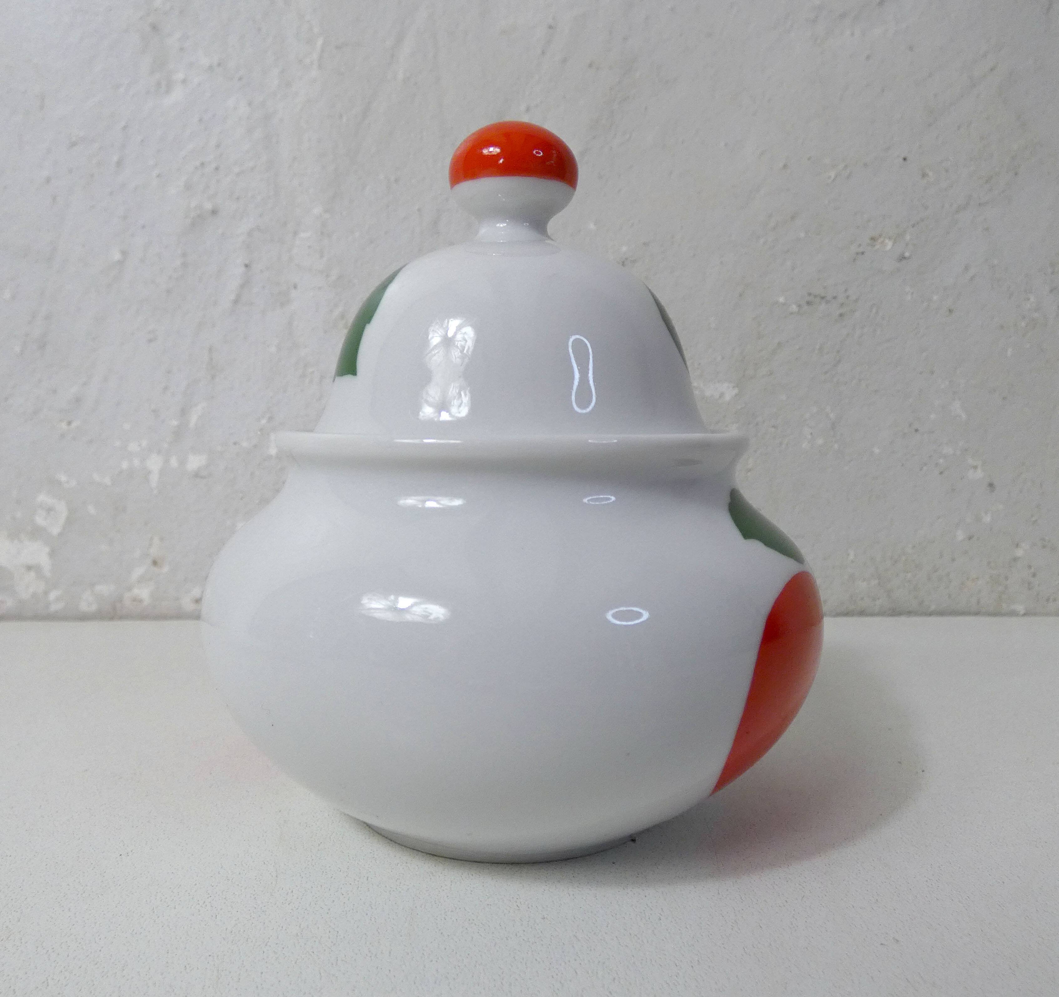 Apple service in bavarian porcelain