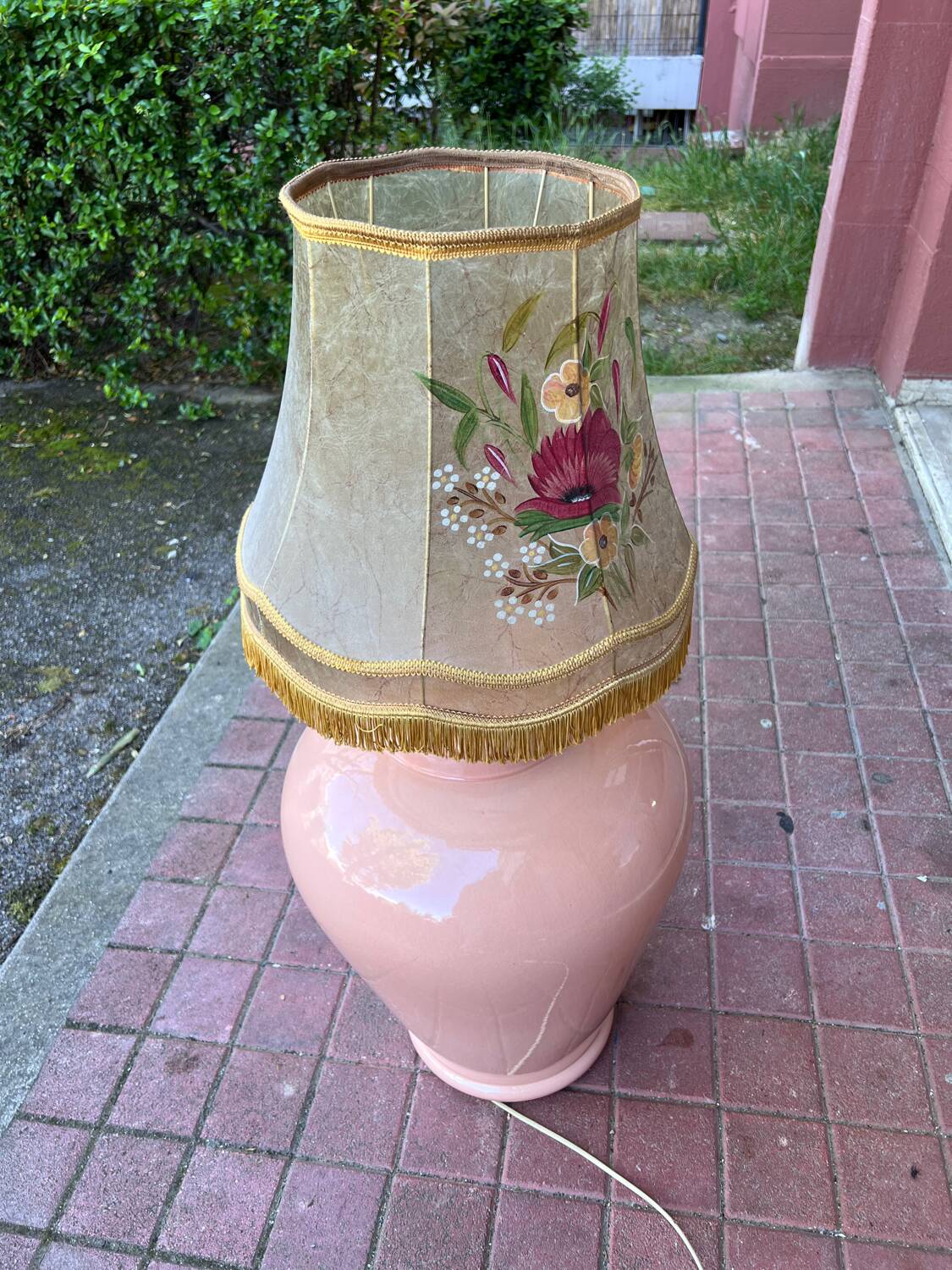 Large vintage ceramic pink pot lamp – Hand-painted lampshade