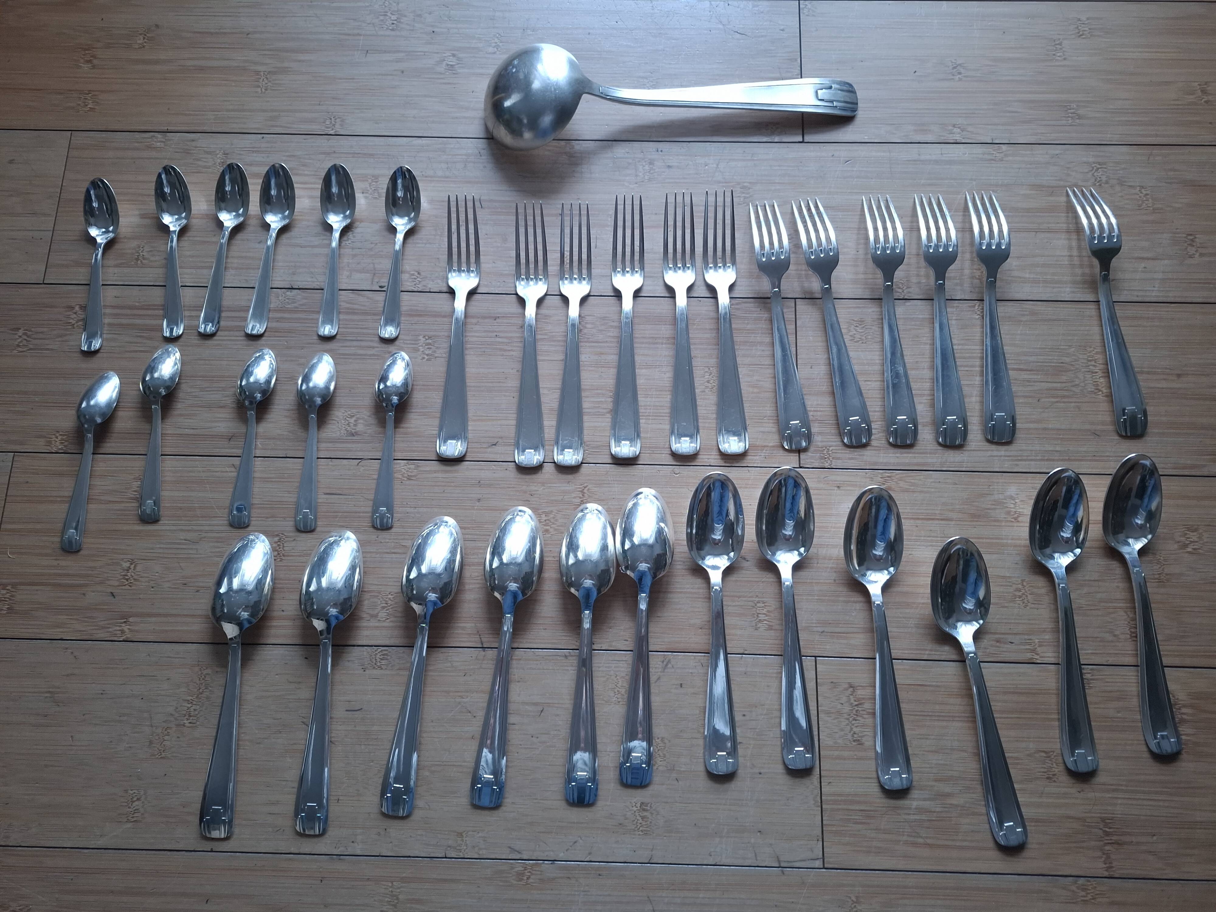 Art deco cutlery set in a box, 36 pieces.
