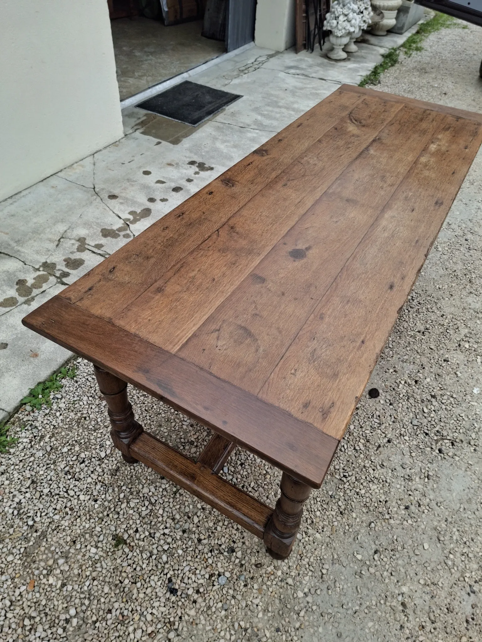 Rustic Burgundy farmhouse table from the 18th century in solid oak.