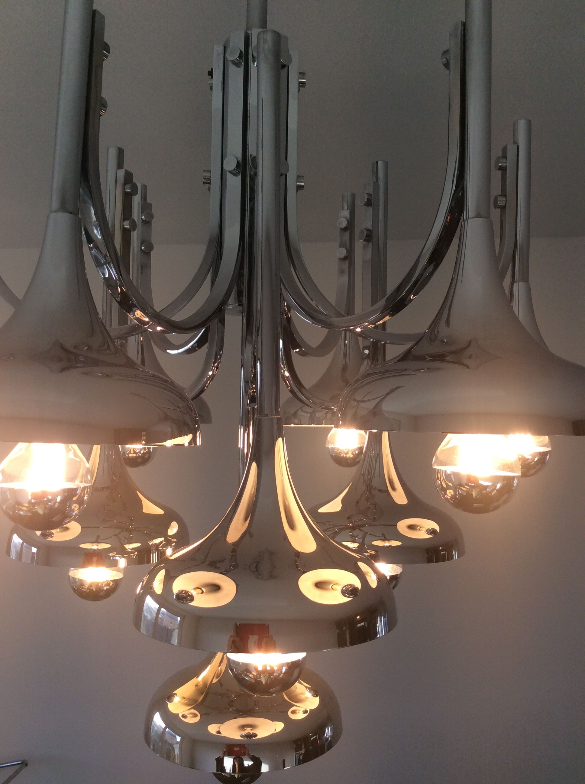 Goffredo Reggiani trumpet chandelier from the 70