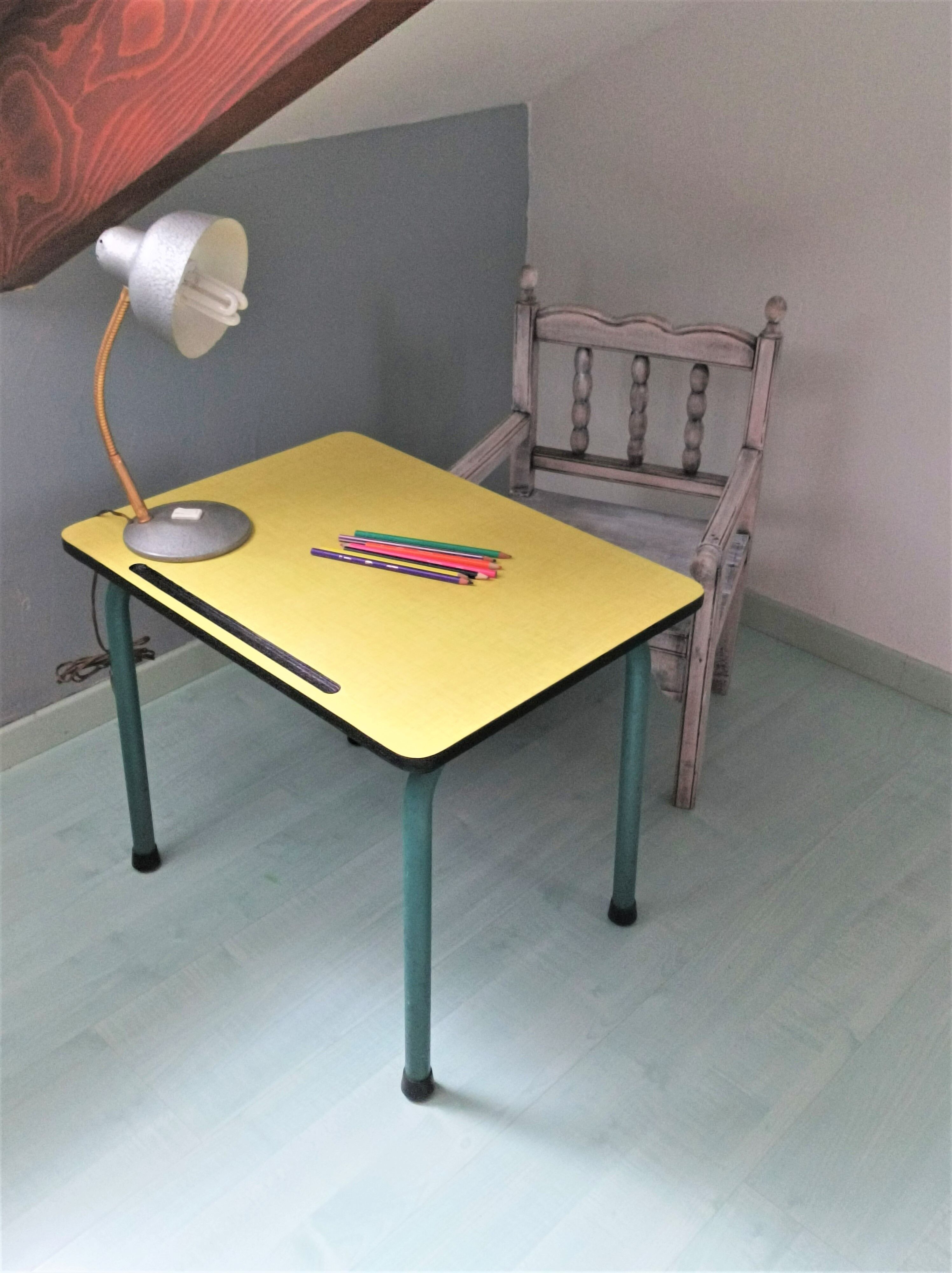Formica School Office