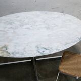 Vintage oval marble table published by Roche Bobois