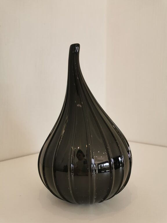 Murano glass vase, Salviati model Drops