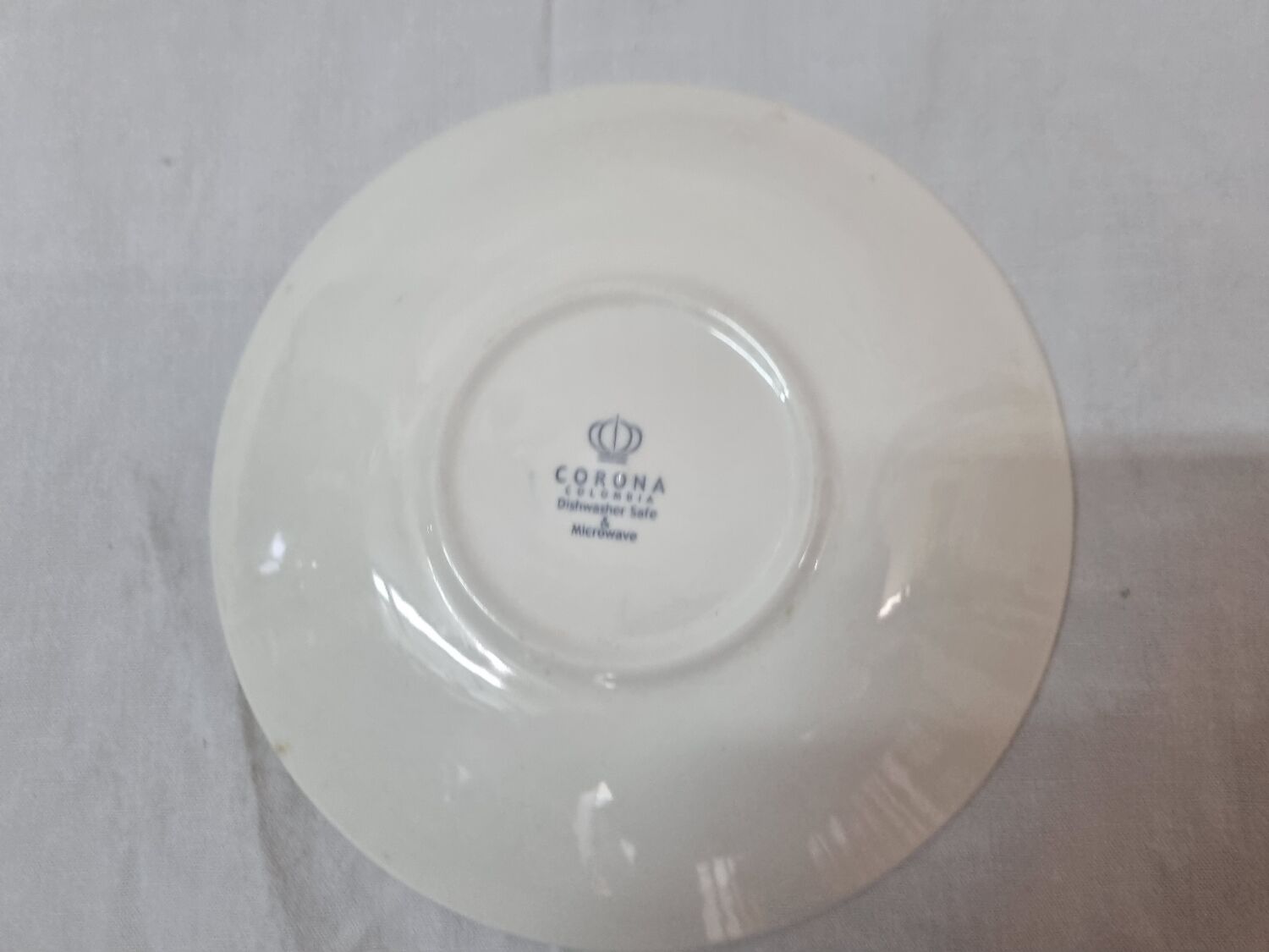 Porcelain plate Corona Colombia