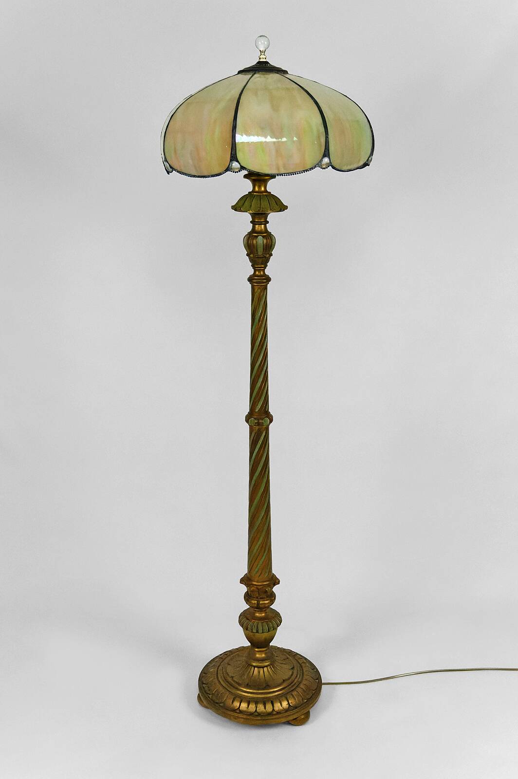 Floor lamp in gilded carved wood and pearly glass lampshade, Art Deco, France, Circa 1920