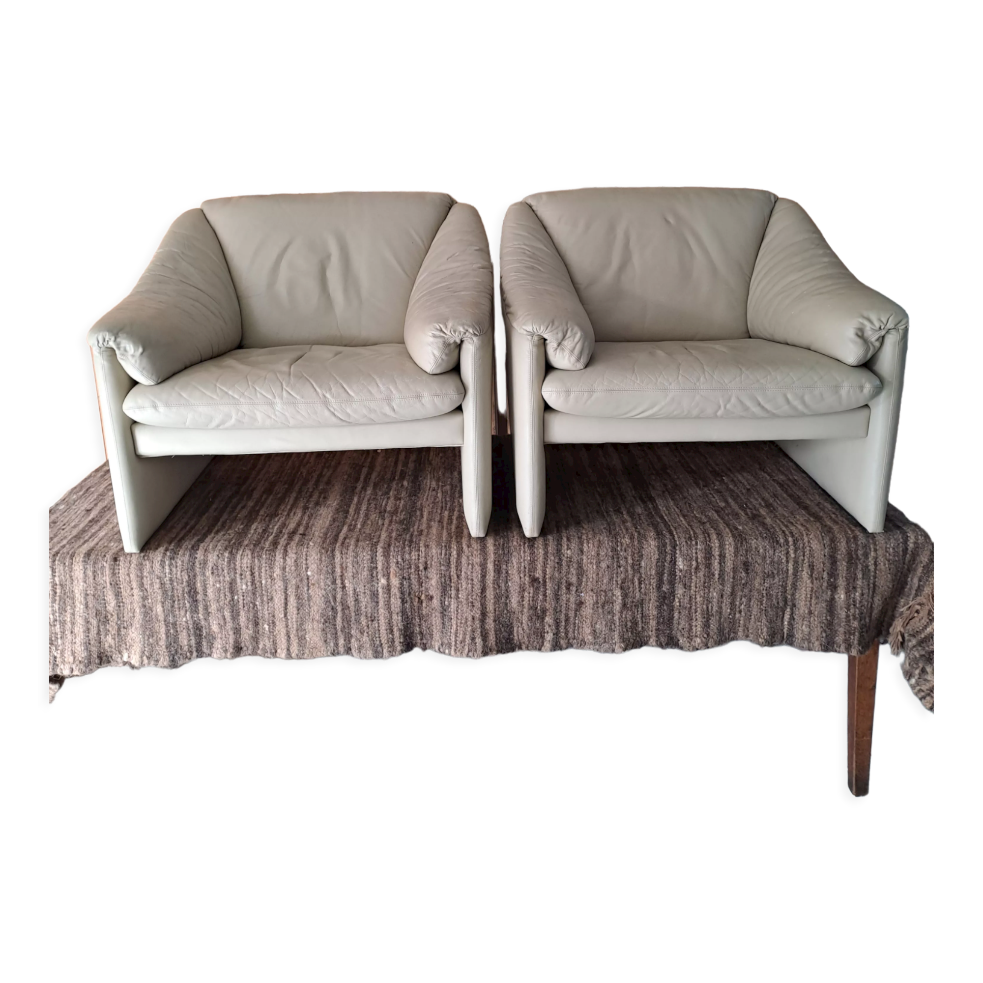Pair of Leolux design armchairs