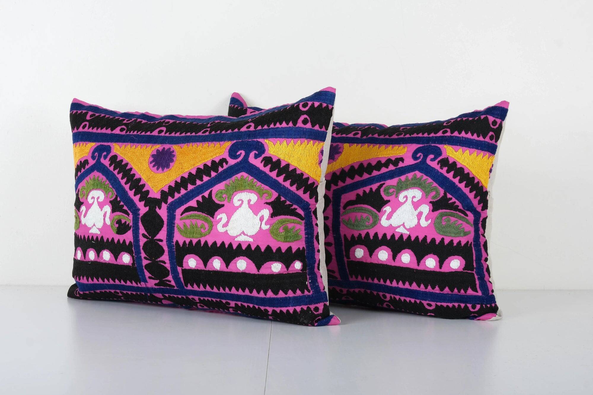 Set of 2 vintage embroidered cushion covers 41x51 cm
