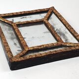 Miroir perlé en bois doré du 18e siècle