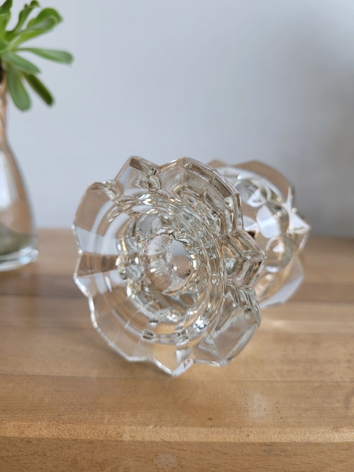 Low chandelier in Reims glass