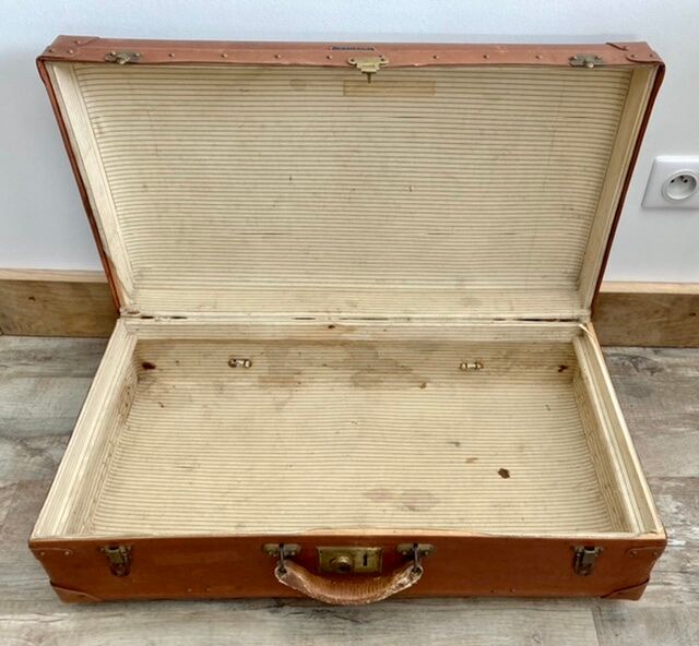 Old brown suitcase