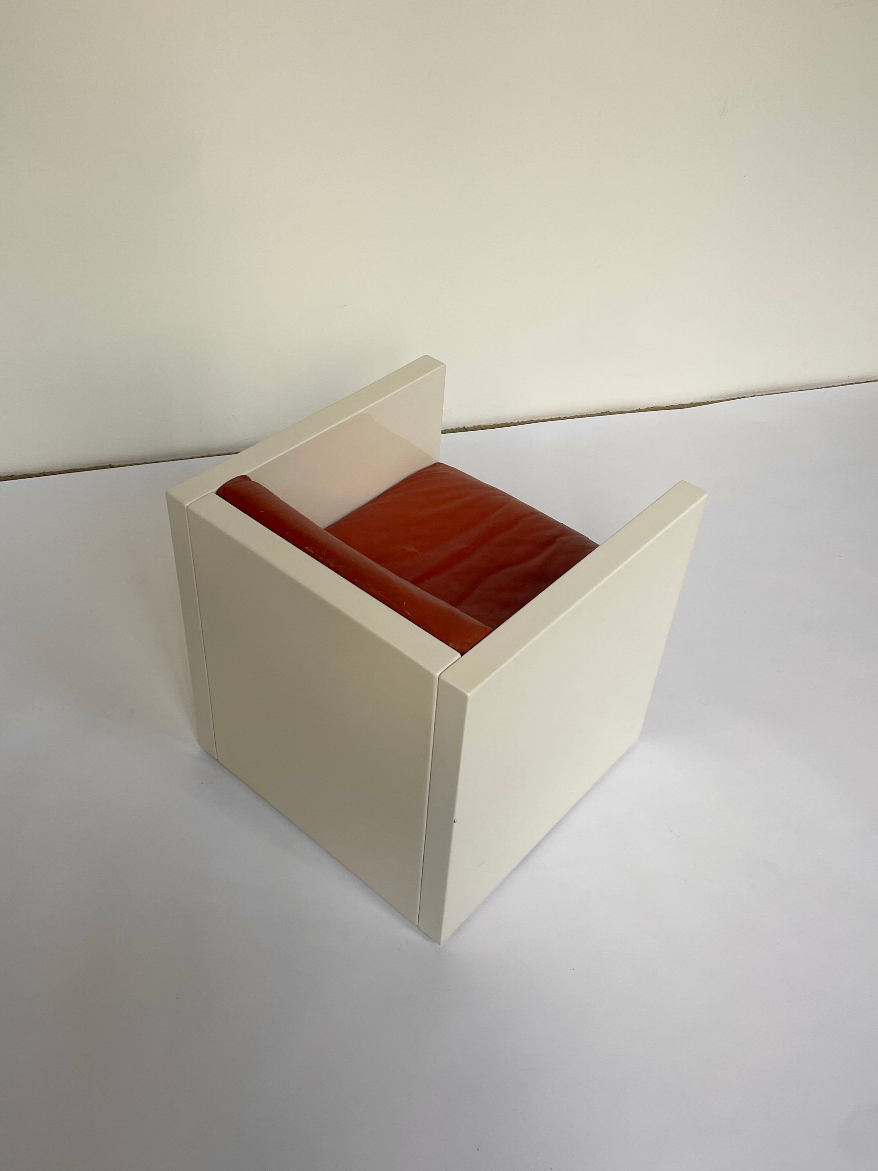 Tan Leather Cube Chair inspired by Lella & Massimo Vignelli