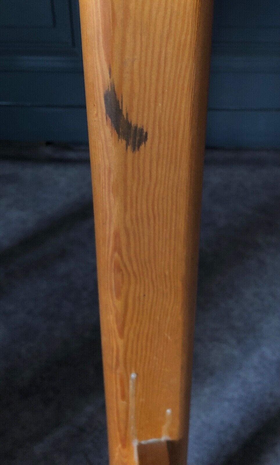 Suite of 4 1970 pine stools with wings