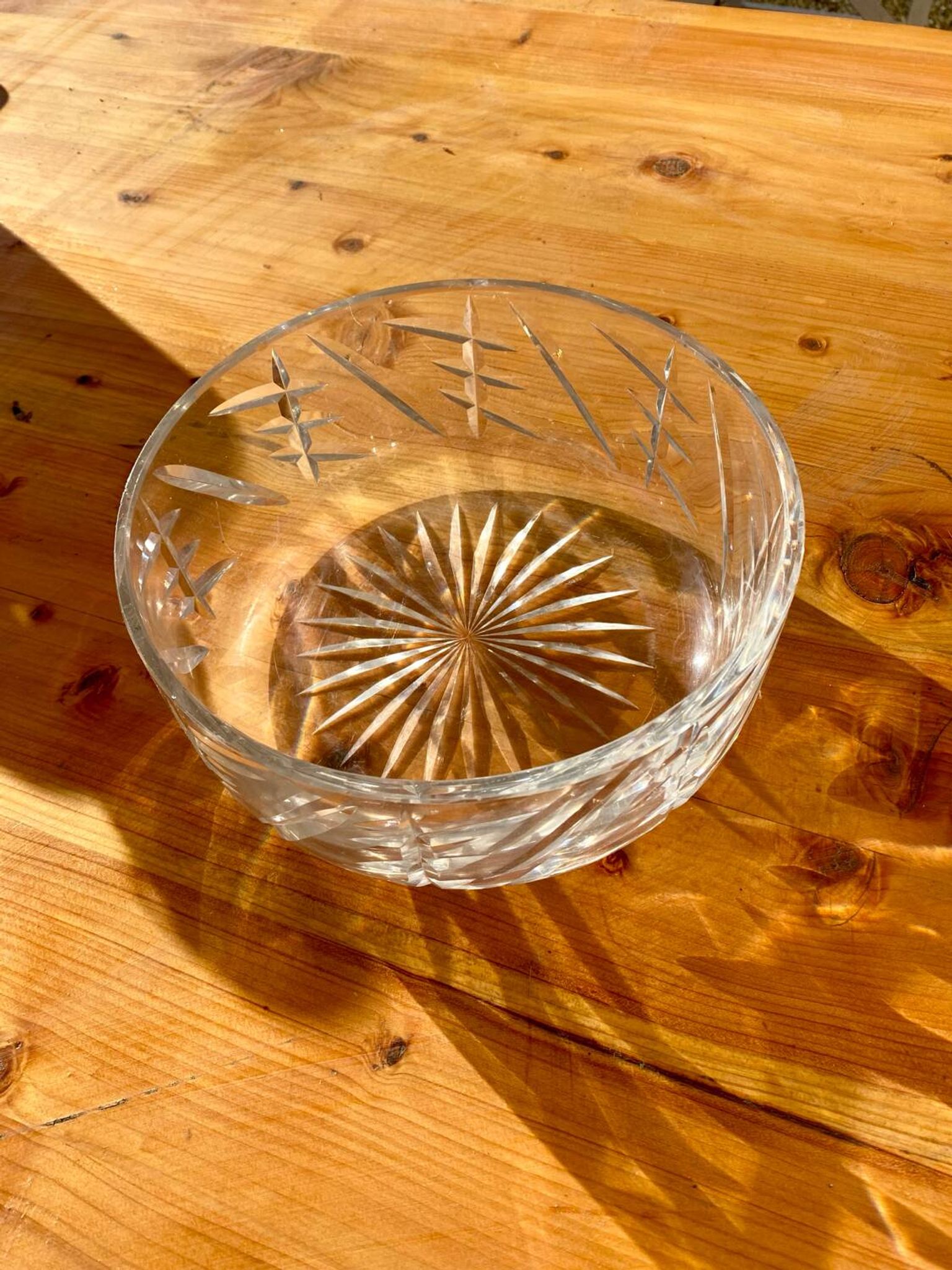 Chiseled crystal salad bowl