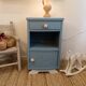 Table de chevet bleue vintage enfant