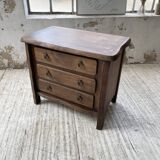 Solid elm aranjou chest of drawers