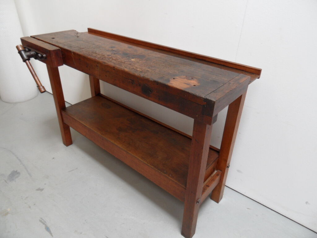 Industrial work bench