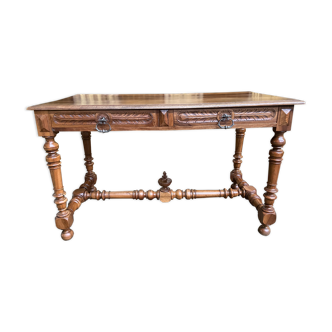 Louis XIII writing table in walnut