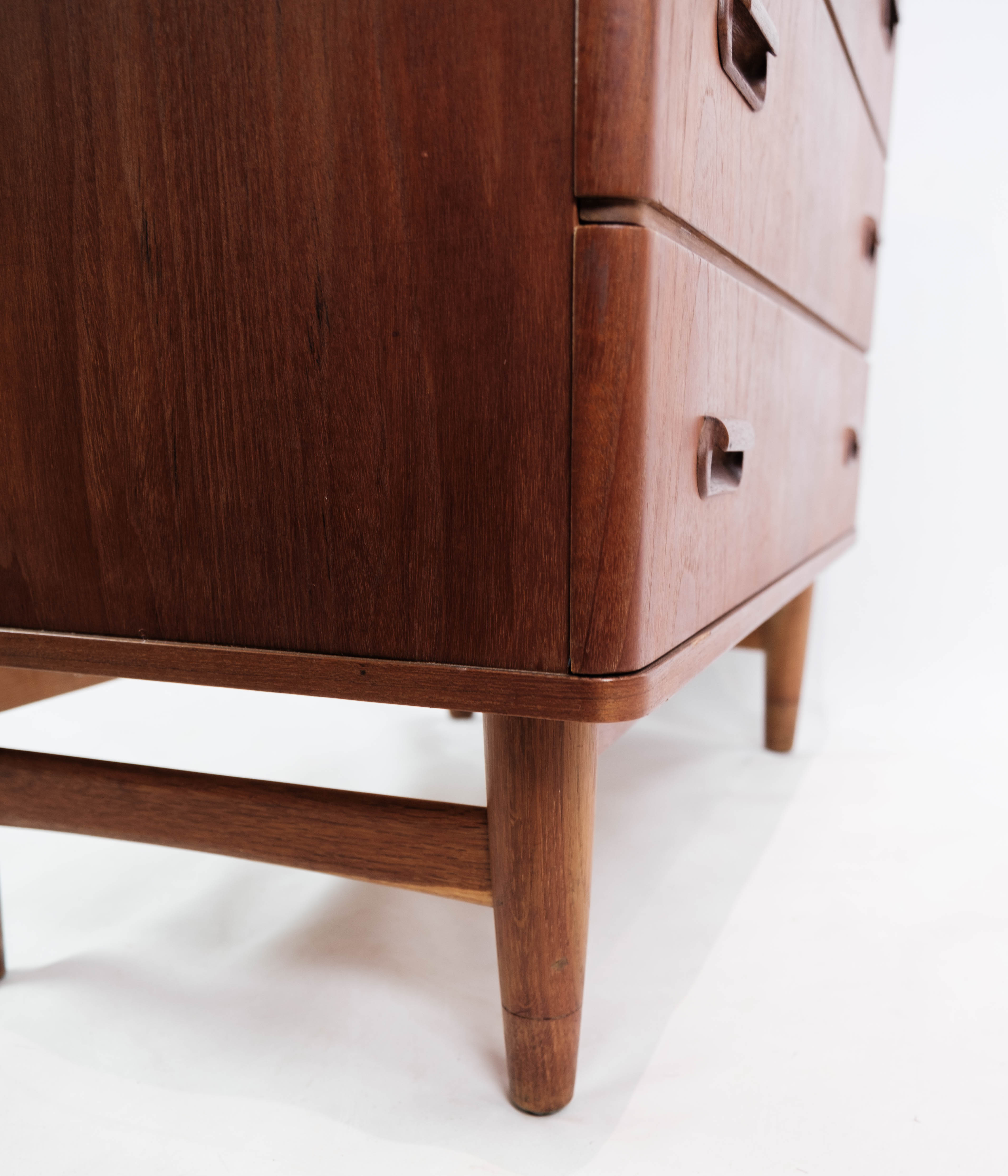 Chest of drawers in teak with four drawers, of Danish design, 1960s