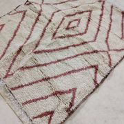 Handmade moroccan berber rug 160 x 128 cm