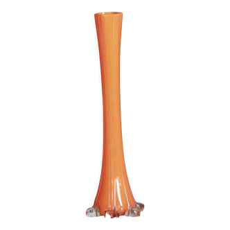 Vase orange en verre