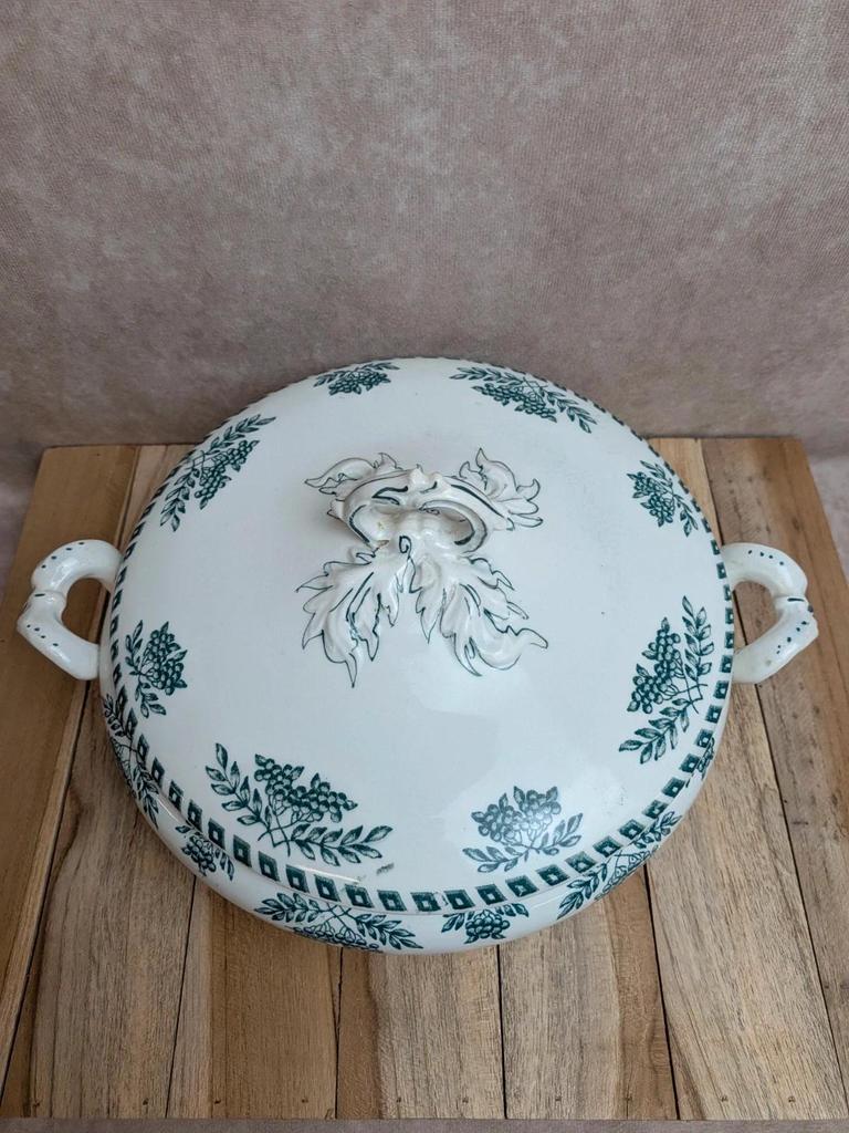 Old iron earth vegetable light – Onnaing pottery – Sorbier decoration
