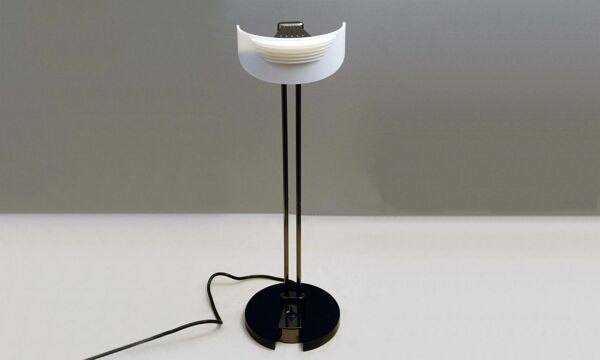 Lampe de bureau Fritz par Perry King & Santiago Miranda pour Arteluce, 1980