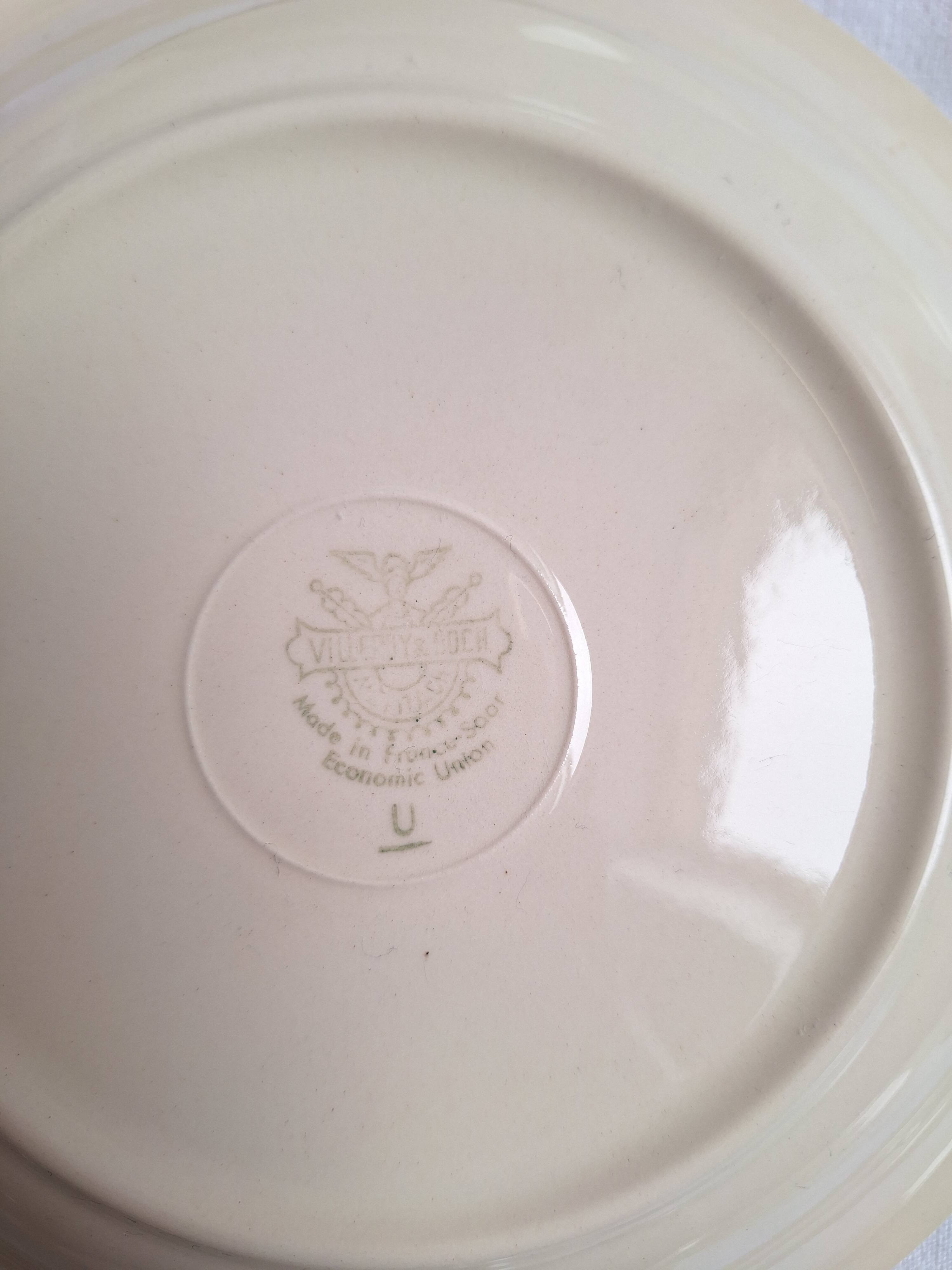 Deep plates or salad plates Villeroy & Boch yellow