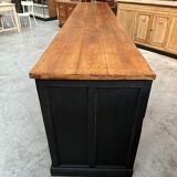 Counter early twentieth oak