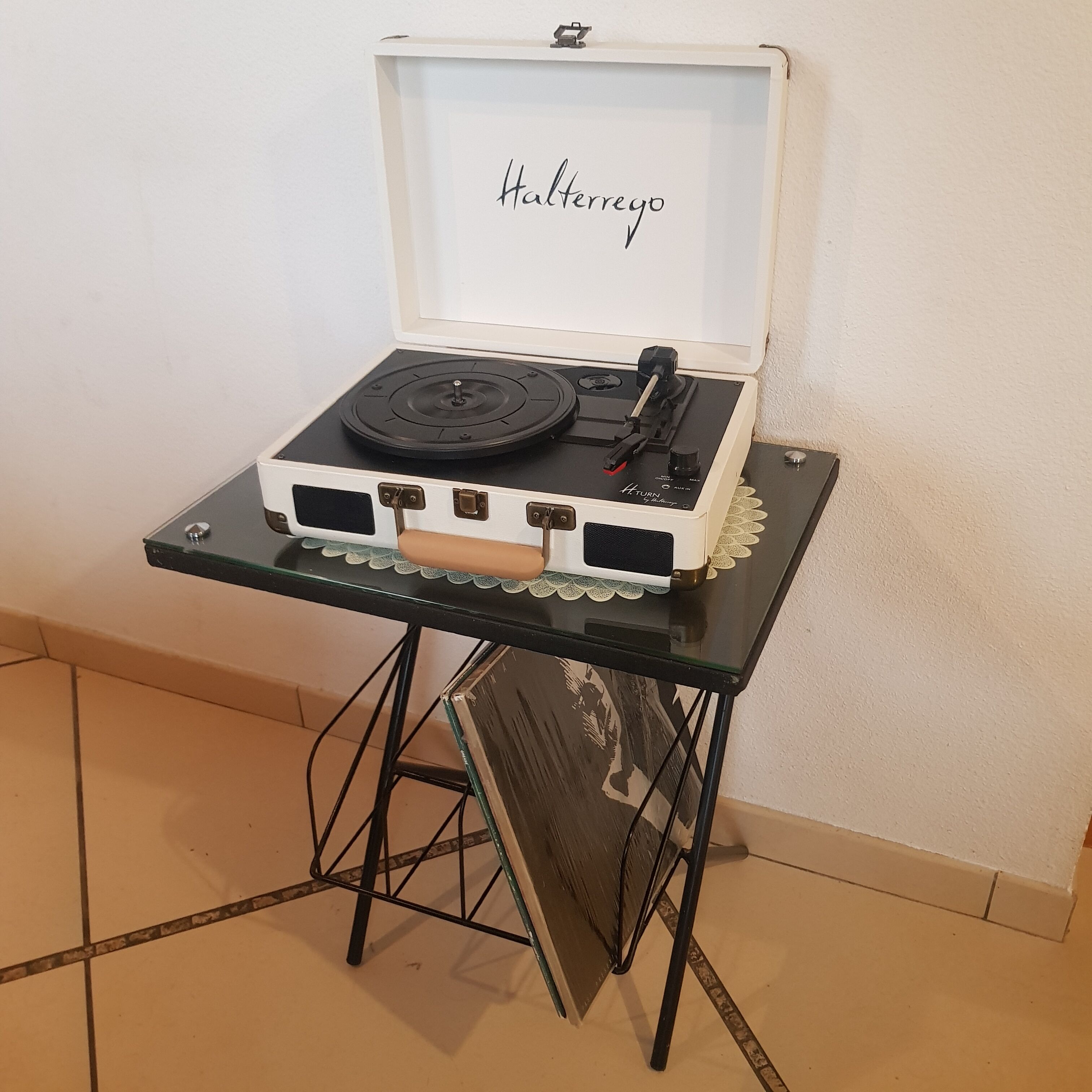 Vinyl door booster table