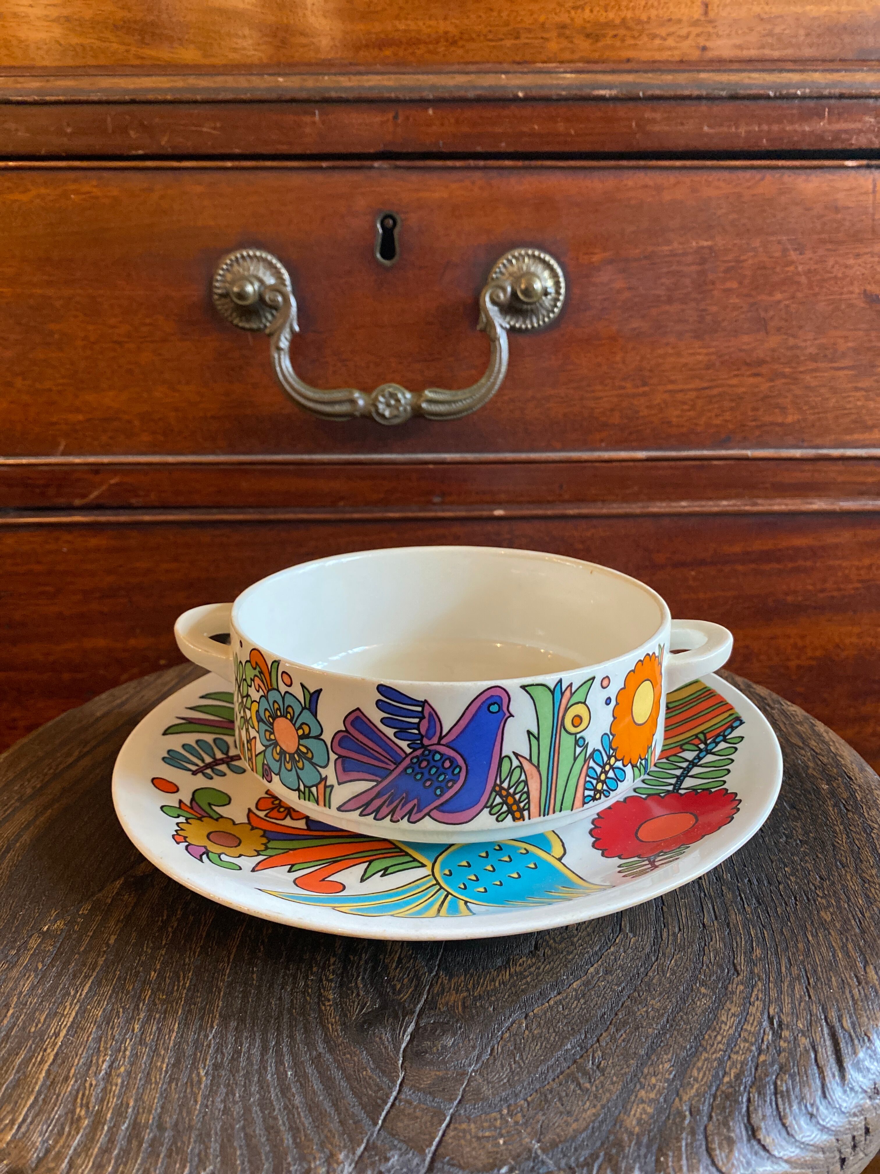 Set of 6 soup cup and sauser by Villeroy and Boch “Acapulco“