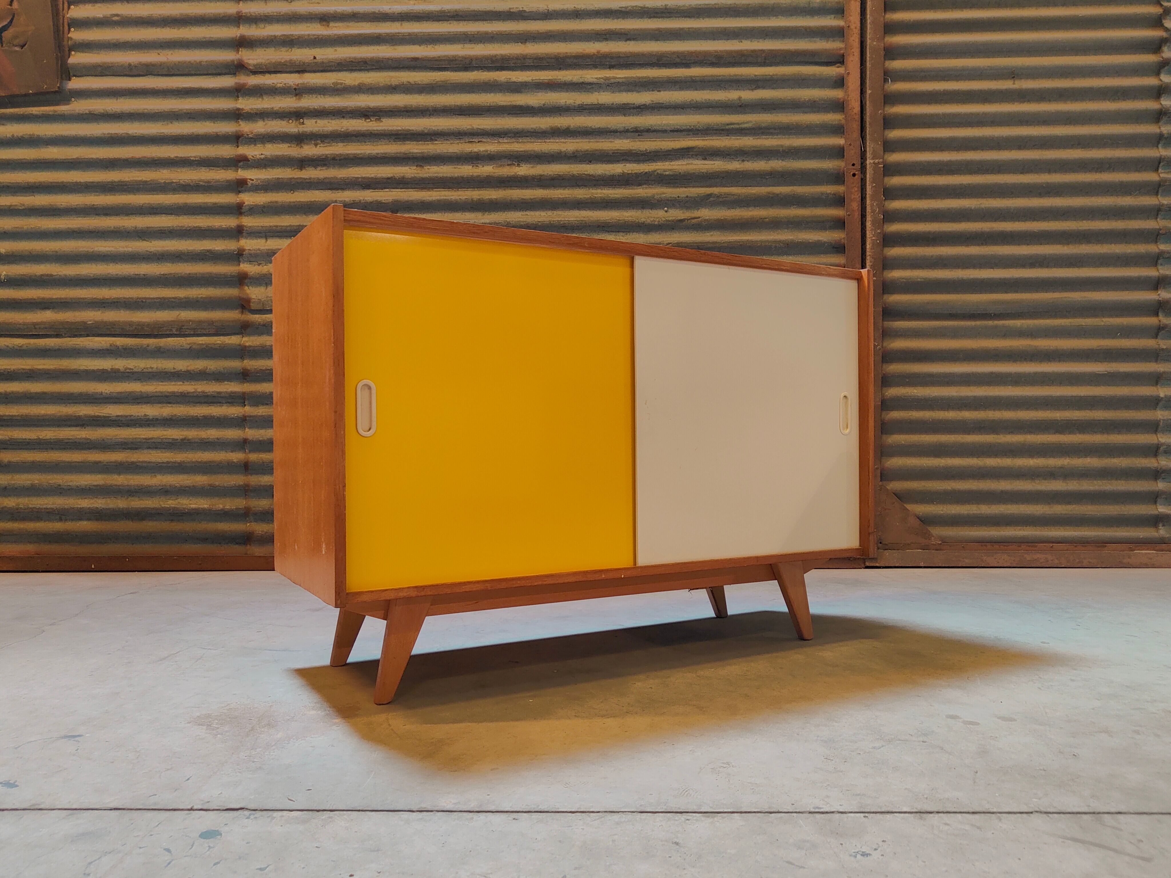Buffet U 452 Yellow by Jiri Jiroutek for Interier Praha 1960
