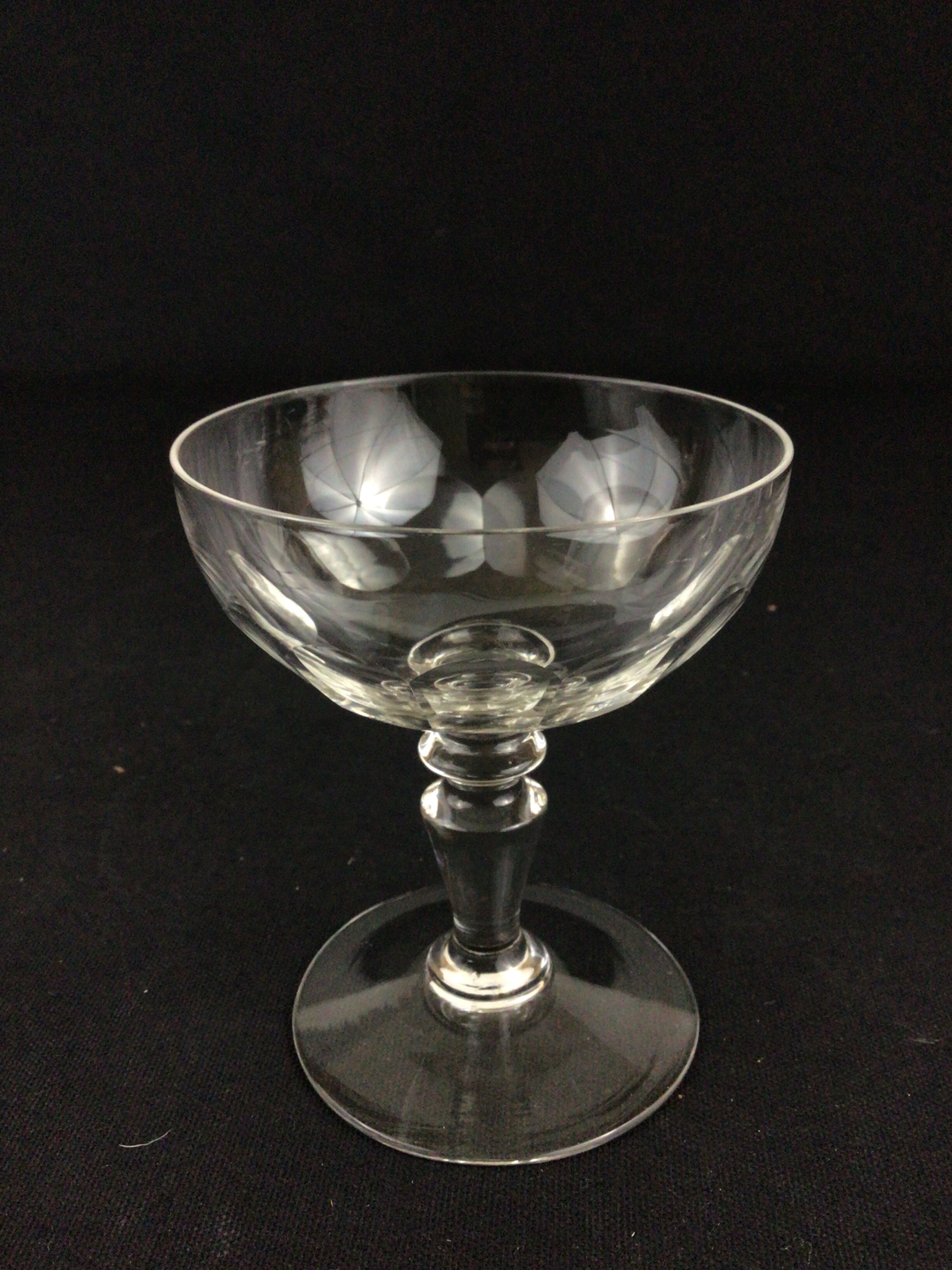Set of 6 champagne glasses in half crystal XIXth